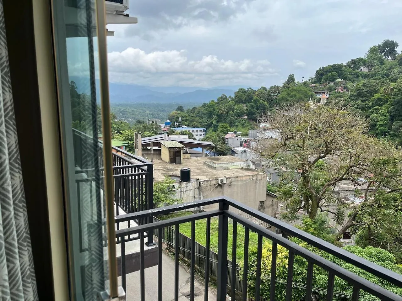 Cayo Kandy Sri Lanka